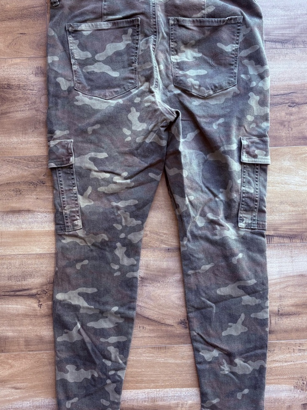 Women’s American Eagle Olive Green Camo Zip-Detail Jeggings Size 12 Short - Picture 2 of 5